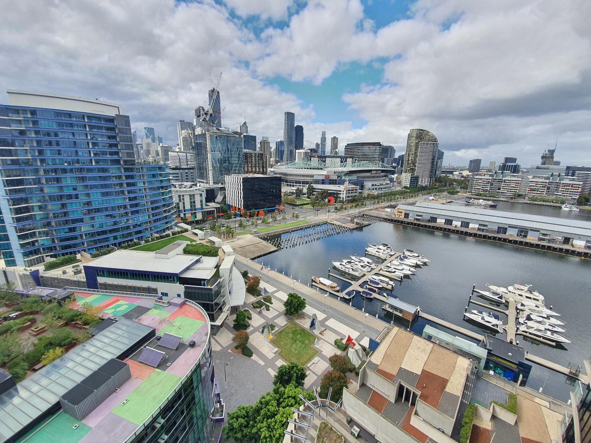 Harbour Escape Apartments Docklands Melbourne Esterno foto