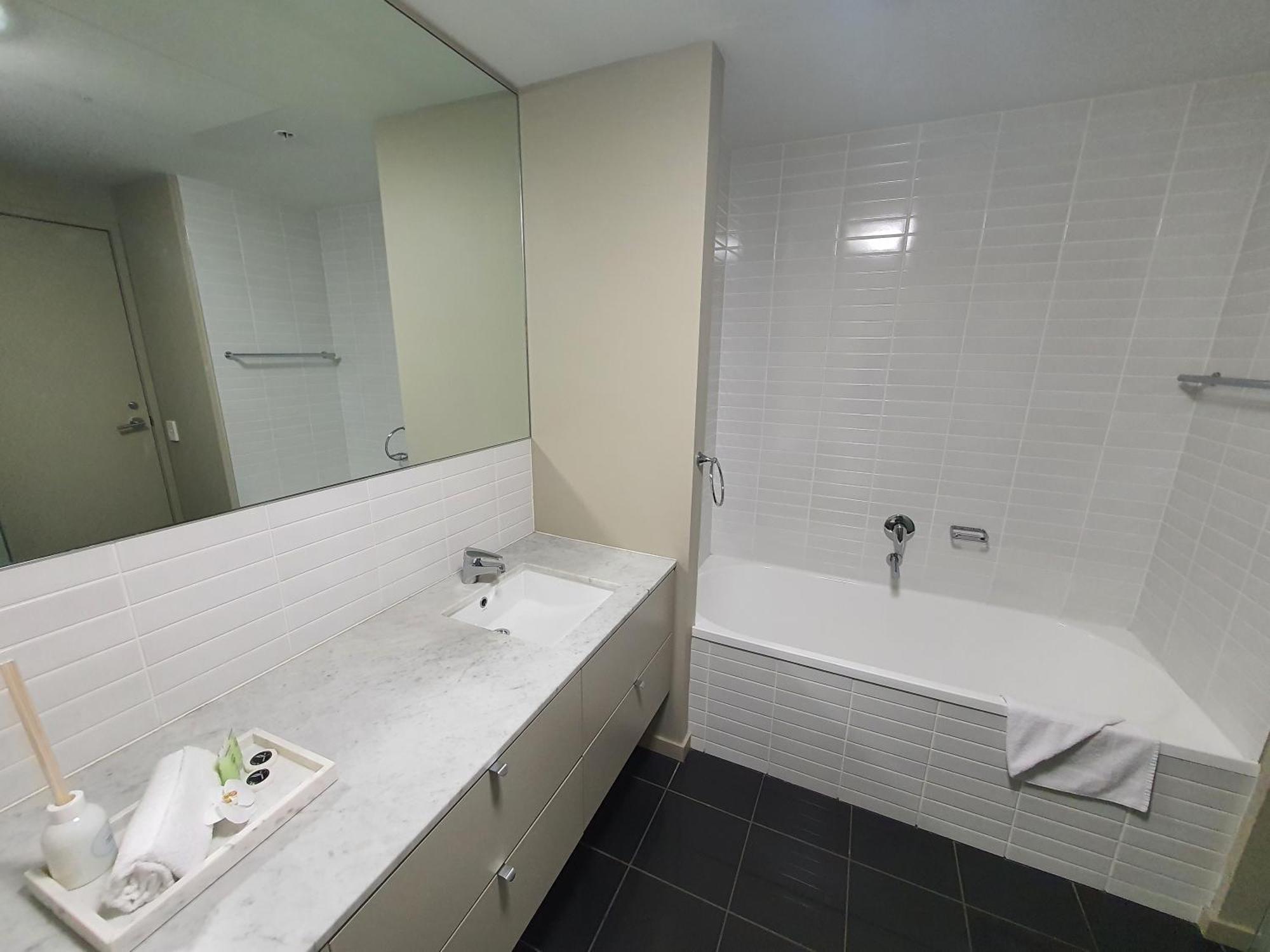 Harbour Escape Apartments Docklands Melbourne Esterno foto
