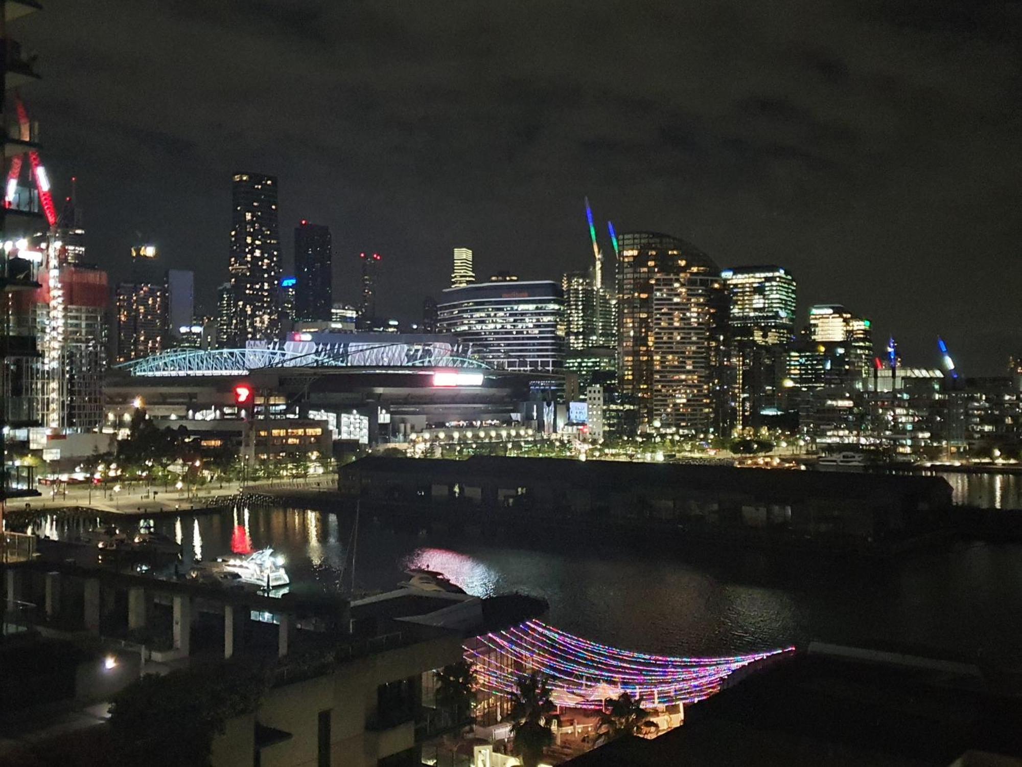 Harbour Escape Apartments Docklands Melbourne Esterno foto
