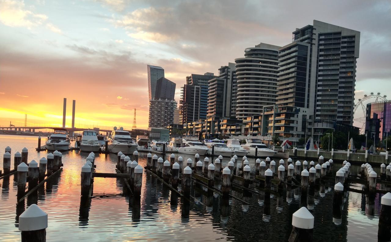 Harbour Escape Apartments Docklands Melbourne Esterno foto