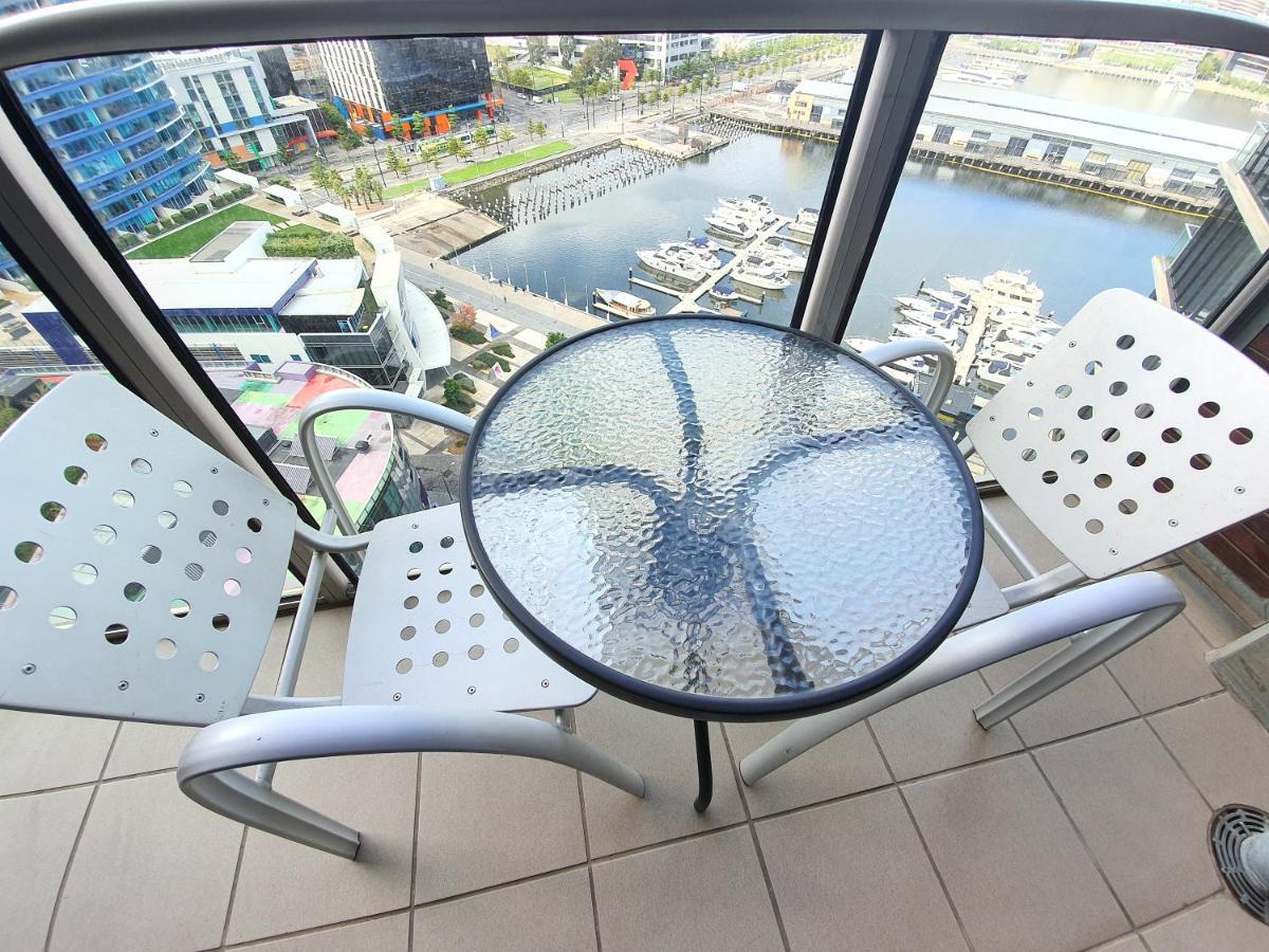 Harbour Escape Apartments Docklands Melbourne Esterno foto