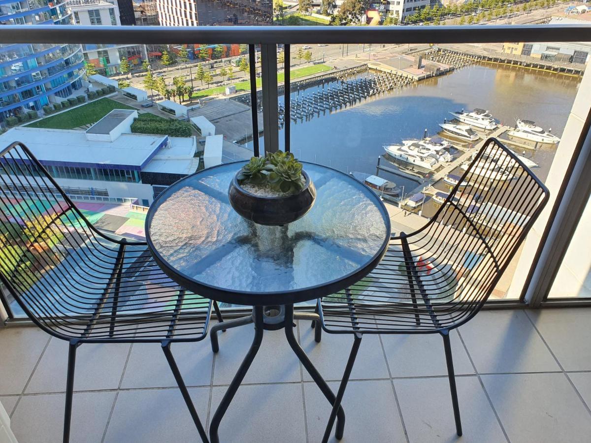 Harbour Escape Apartments Docklands Melbourne Esterno foto